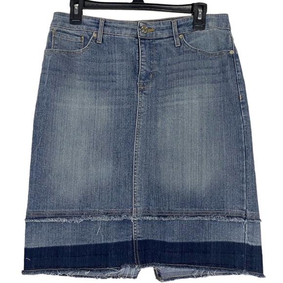Nine West Dresses & Skirts - Nine West Denim Skirt Size‎ 6 Medium Wash